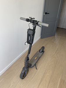 Электросамокат Segway Ninebot MAX G30 (1 фото из 2)