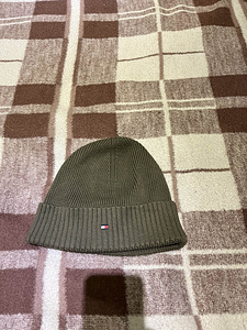 Tommy Hilfiger Hat (1 foto / 3)