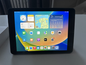 iPad 8th generation 32GB Wi-Fi Grey + kate (6 foto / 7)