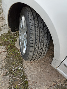 Škoda Superb 1.6td 2012 (2 foto / 7)