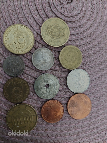 Продам монеты (фото #2)