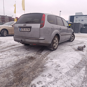 Ford focus 1.6 85 kw 2005 год (2 foto / 9)