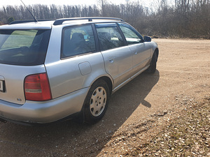 Audi a4 B5 92kw (5 foto / 9)
