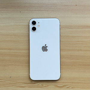 iPhone 11 (1 foto / 2)