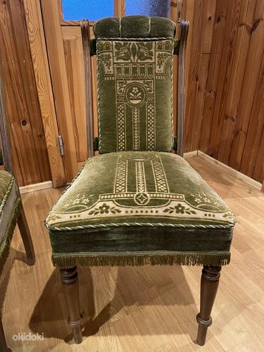 Rohelise voodriga antiik toolid (foto #3)