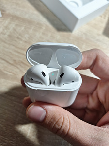 Airpods 2. Generatsioon (5 foto / 5)