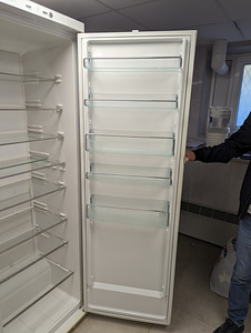 Hoolikalt hooldatud Miele külmkapp - suurepärases seisukorra (5 foto / 8)