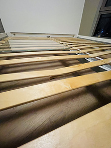 IKEA HEMNES sarja voodi, kummut, riidekapp, öökapid (3 foto / 10)