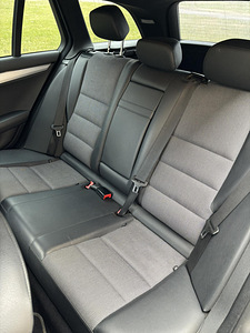 Mercedes-Benz C 220 AMG Style 2.1 125kW (7 foto / 8)
