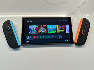 Nintendo Switch 2 (3 фото из 6)