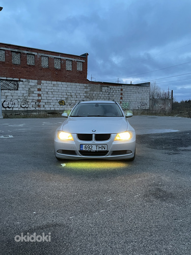 BMW 318i E91 (фото #3)