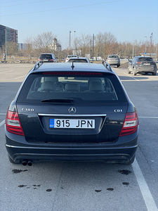 Mercedes-Benz C 180 2.1 88 kW (5 foto / 8)