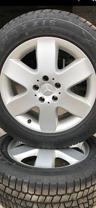 235/55R17 Viano Mercedes-Benz Maxxis SP-02 ARCTIC TREKKER 99 (1 foto / 1)