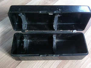Karboliidist ümbris vanast instrumendist (2 foto / 2)