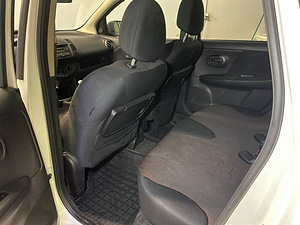 Rendile Nissan Note 1.5 63kW (4 foto / 4)