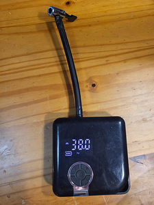 Akuga rehvipump / rattapump (2 foto / 6)