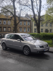 Vel satis Renault (1 foto / 5)