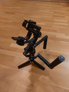 DJI RSC2 (2 foto / 3)