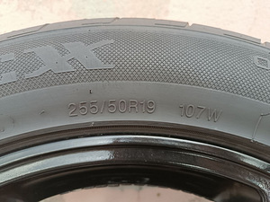 Volvo XC90 ratas (velg+rehv) 255/50 R19 suvi (4 foto / 4)