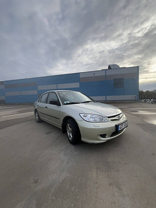 Honda civic (6 foto / 6)