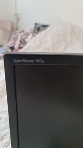 Samsungi monitor (3 foto / 4)