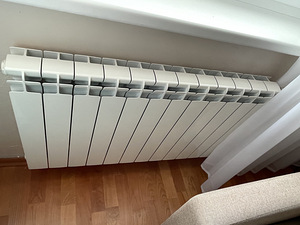 Alumiiniumradiaator (1 foto / 3)