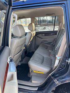 Toyota Land Cruiser (5 foto / 8)