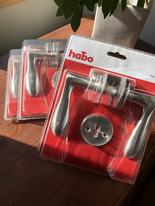 Pakendis roostevaba Habo siseukse link, kmpl (hind poes 37€) (1 foto / 3)