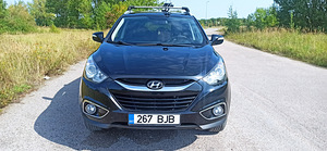 Hyundai ix35 (1 foto / 12)