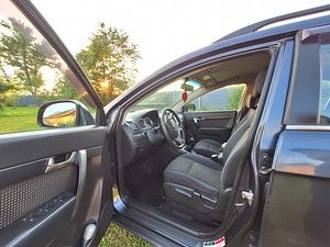 CHEVROLET CAPTIVA 1.991 110 kW - 07 (6 foto / 10)