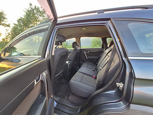 CHEVROLET CAPTIVA 1.991 110 kW - 07 (7 foto / 10)