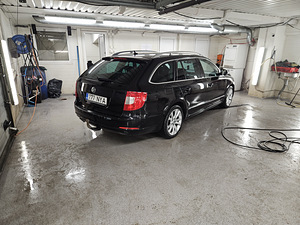 Škoda SuperB 2010 (2 фото из 5)