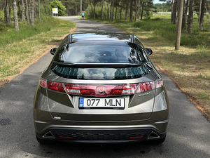 Honda Civic 1,8b 2008 (5 foto / 6)