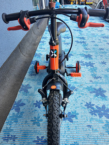 Decathlon laste jalgratas14'' abiratastega (6 foto / 8)