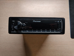 Pioneeri autoradio MVH-S520DAB (5 foto / 5)