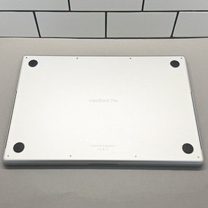 MacBook Pro M1 (16” 2021) / 16GB / 512GB / Greek Layout (3 foto / 5)