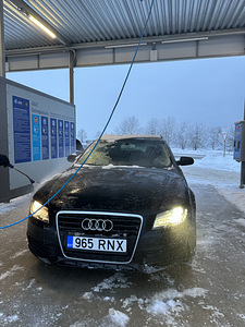 Audi a4 avant (1 фото из 9)