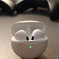 Apple AirPods (фото #1)