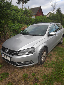 Продам автомобиль (1 фото из 6)