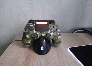 Playstation 4 (3 foto / 5)