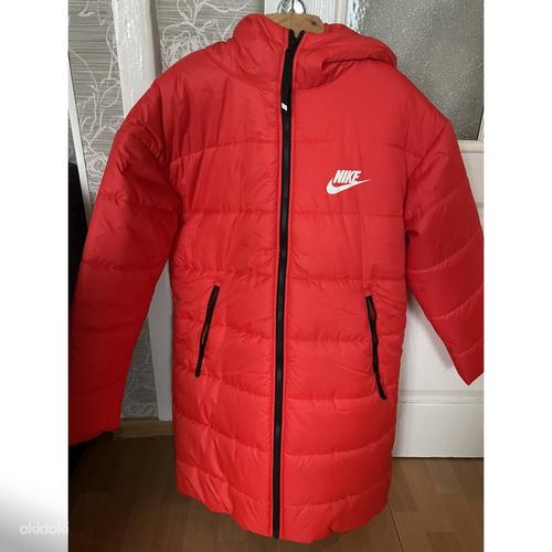 Зимняя куртка Nike (фото #3)