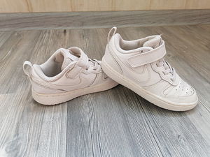 Nike tossud
