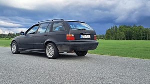 BMW 318i 1996 85kw (5 foto / 8)