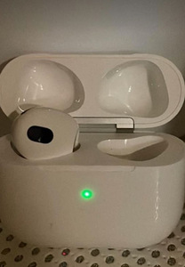 Airpods Gen 3 (1 фото из 1)