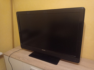 Televiisor PHILIPS 42PFL3403/12 (3 foto / 6)