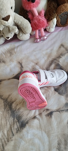 Nagu uued adidase tossud suurus 32 (4 foto / 5)