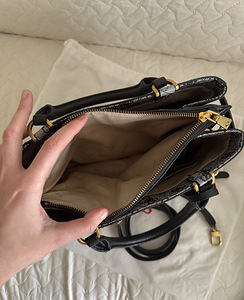Guess kott (5 foto / 6)