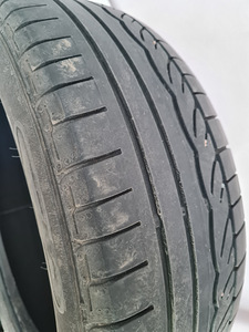 Летняя резина Dunlop 185/60r15 (3 фото из 3)