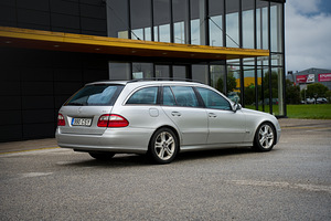 2005 Mercedes-Benz w211 e280 (2 foto / 15)