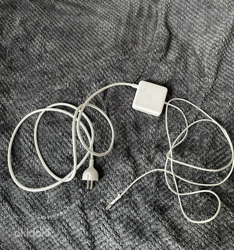 Apple Adapter 45W MagSafe Power Adapter (foto #1)
